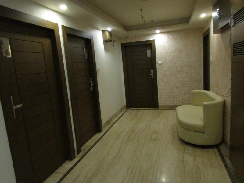 Hotel Emerald Calcutta Extérieur photo