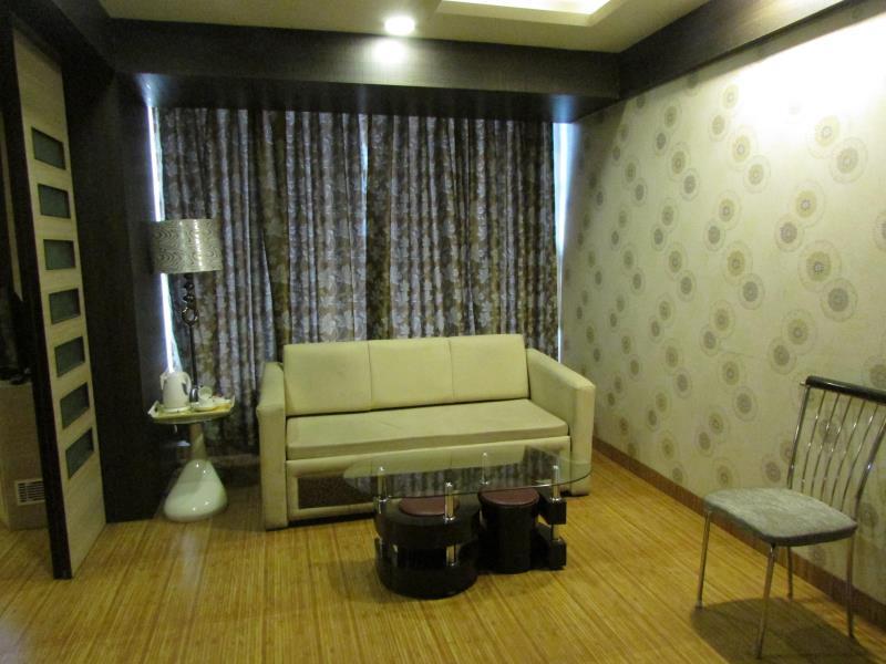 Hotel Emerald Calcutta Extérieur photo